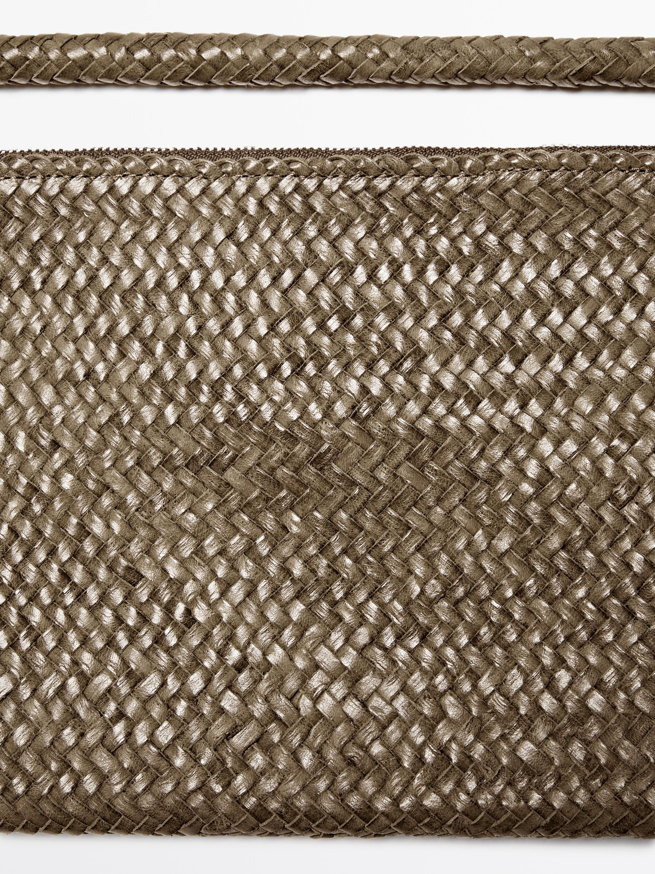 Petit sac porté épaule en cuir tressé